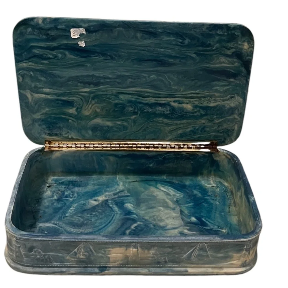 INCOLAY‎ CARVED NAUTICAL SCENES STONE BLUE &  WHITE LIDDED BOX RECTANGULAR